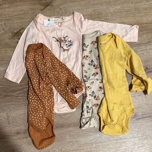 Baby Long Sleeve Onesies 6 mo set of 4